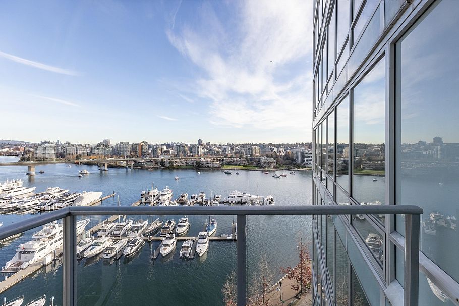 1601 1228 Marinaside Crescent Vancouver, BC - 19