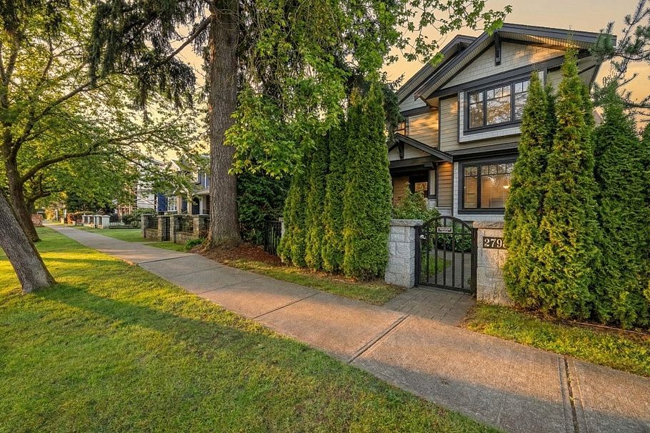 2798 W 19th Avenue Vancouver, BC - 40