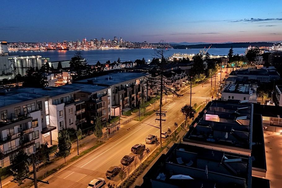 6 632 E 3rd Street North Vancouver, BC - 1