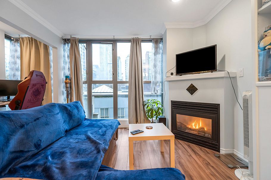 502 928 Richards Street Vancouver, BC - 16