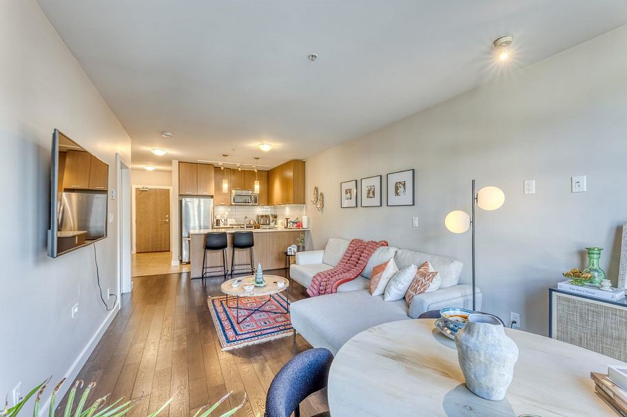 302 1182 W 16th Street North Vancouver, BC - 4