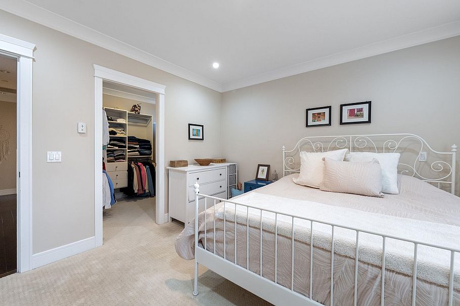 2798 W 19th Avenue Vancouver, BC - 16