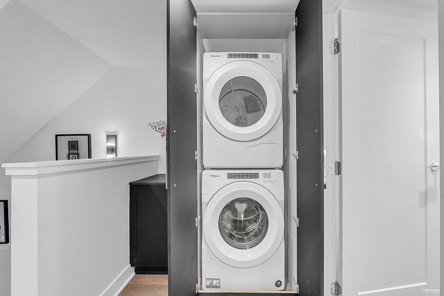 118 2070 Curling Road North Vancouver, BC - 19