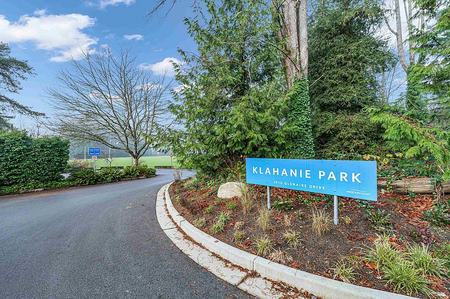 118 2070 Curling Road North Vancouver, BC - 33