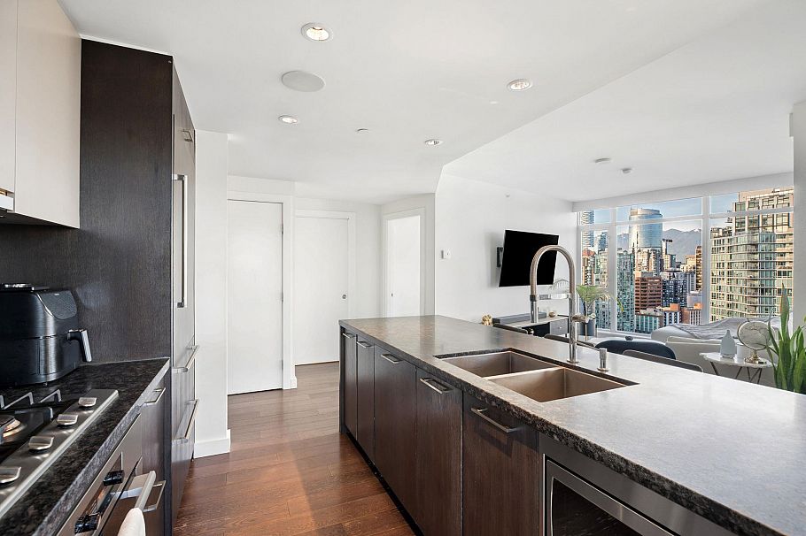 3005 1372 Seymour Street Vancouver, BC - 17