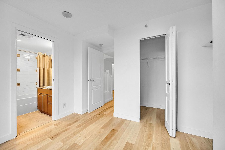 1468 Cedar Cottage Mews Vancouver, BC - 13