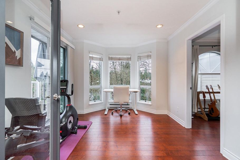 405 1000 Bowron Court North Vancouver, BC - 17