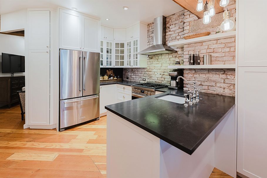 210 1178 Hamilton Street Vancouver, BC - 3