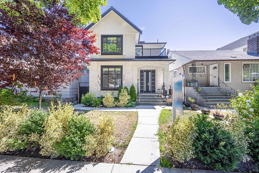 172 Ontario Place Vancouver, BC - 1