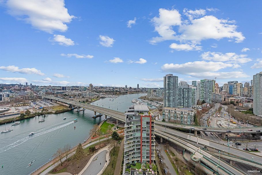 2705 918 Cooperage Way Vancouver, BC - 24