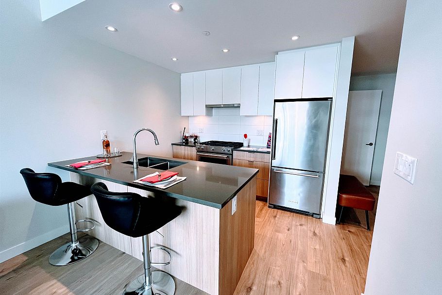 1205 3430 E Kent Avenue South Vancouver, BC - 8