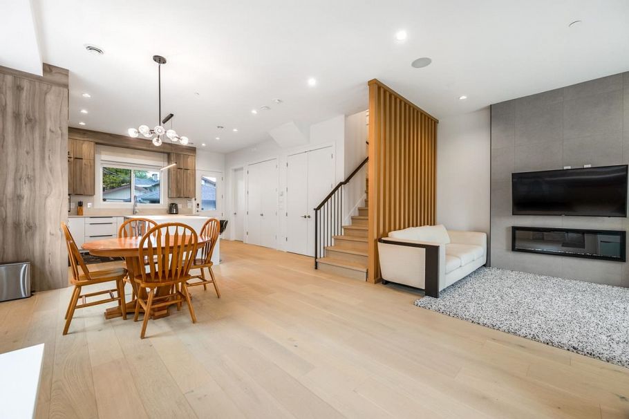 769 W 53rd Avenue Vancouver, BC - 6