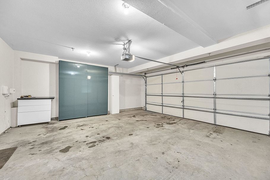 717 Premier Street North Vancouver, BC - 38