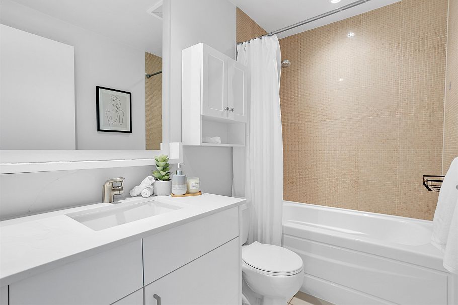 1455 Strathmore Mews Vancouver, BC - 22