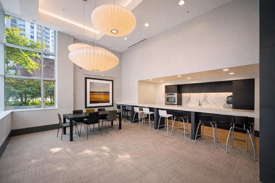 1304 1320 Chesterfield Avenue North Vancouver, BC - 23