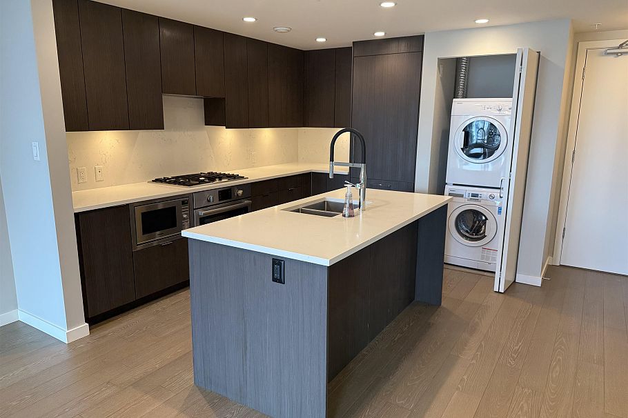 806 2888 Cambie Street Vancouver, BC - 2