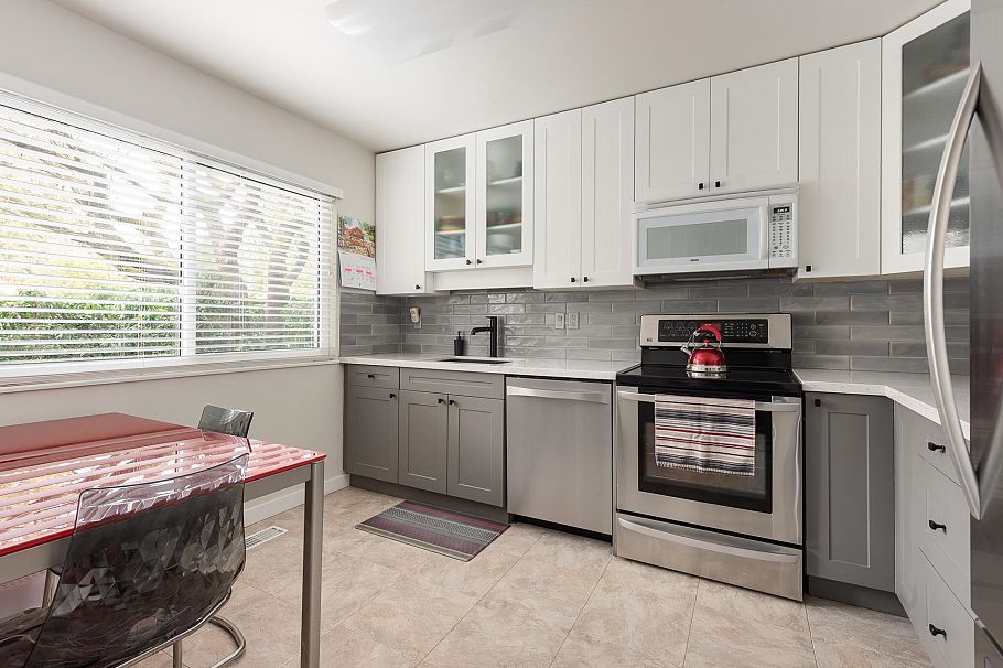 4603 Hoskins Road North Vancouver, BC - 4