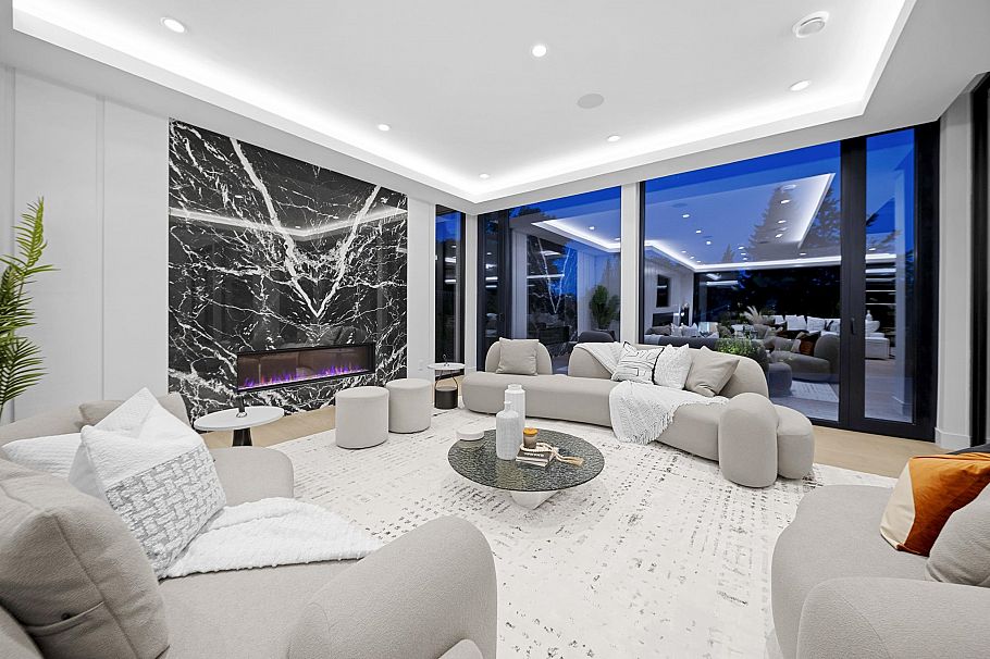 680 Westhyde Place North Vancouver, BC - 36