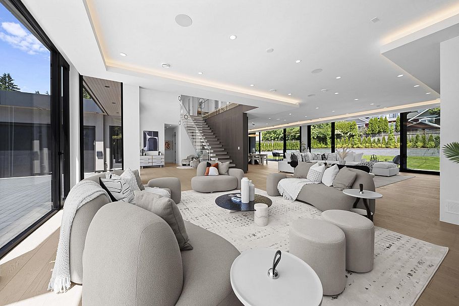 680 Westhyde Place North Vancouver, BC - 10