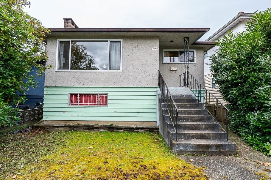3484 E 25th Avenue Vancouver, BC - 3
