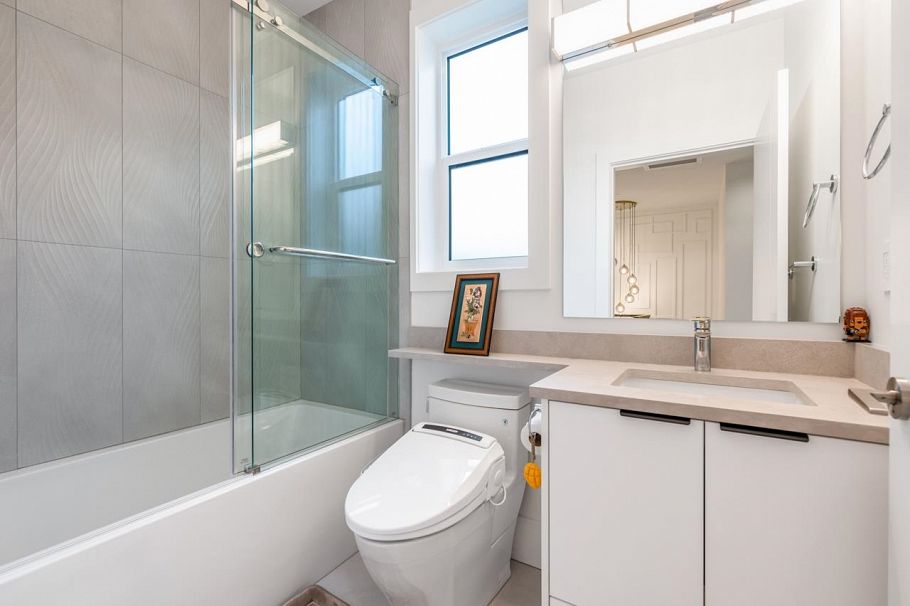 769 W 53rd Avenue Vancouver, BC - 15