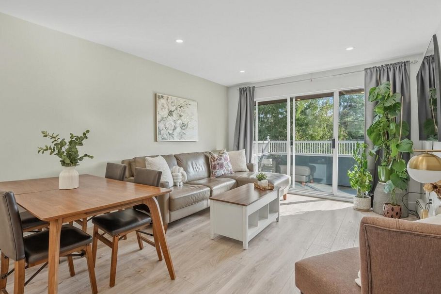 305 3875 W 4th Avenue Vancouver, BC - 4