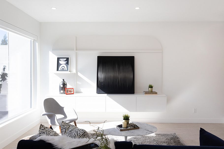 30 3597 Malsum Drive North Vancouver, BC - 32