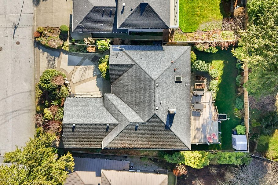 759 Winona Avenue North Vancouver, BC - 26