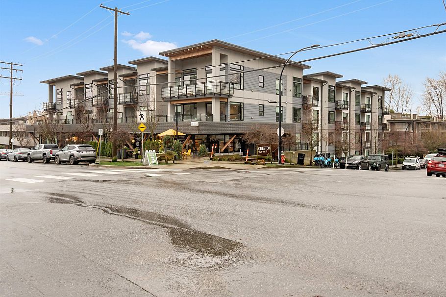 303 715 W 15 Street North Vancouver, BC - 13