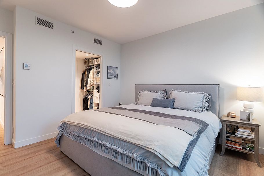 706 1500 Fern Street North Vancouver, BC - 14