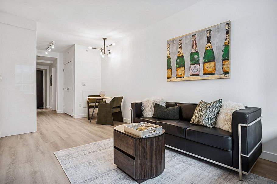 507 209 E 7th Avenue Vancouver, BC - 1