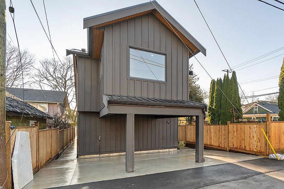 1947 E 13th Avenue Vancouver, BC - 12