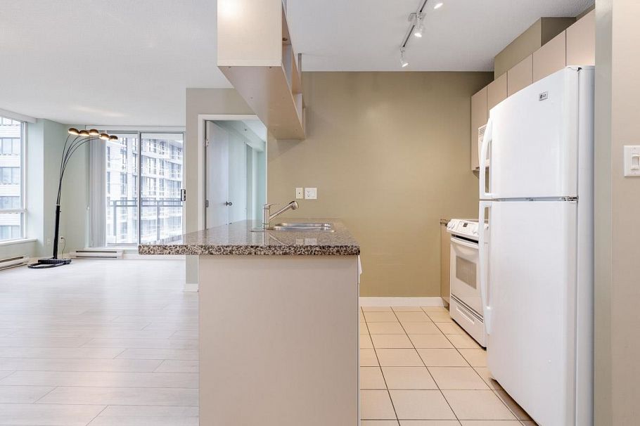 1708 1082 Seymour Street Vancouver, BC - 4