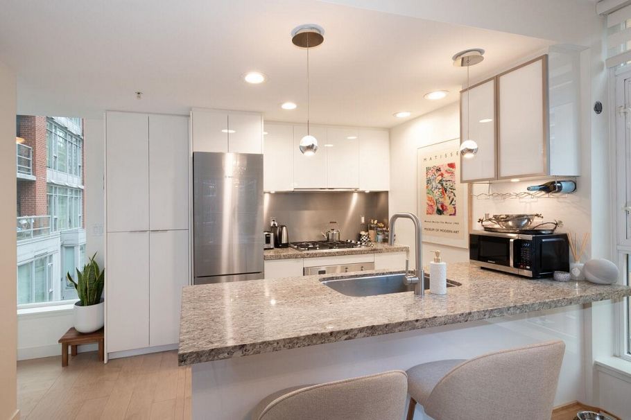 406 1133 Homer Street Vancouver, BC - 21