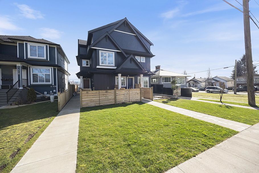 3 550 Kaslo Street Vancouver, BC - 30