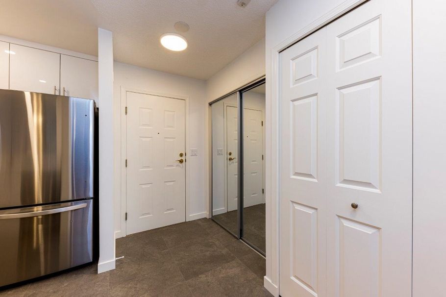 201 2800 Chesterfield Avenue North Vancouver, BC - 14