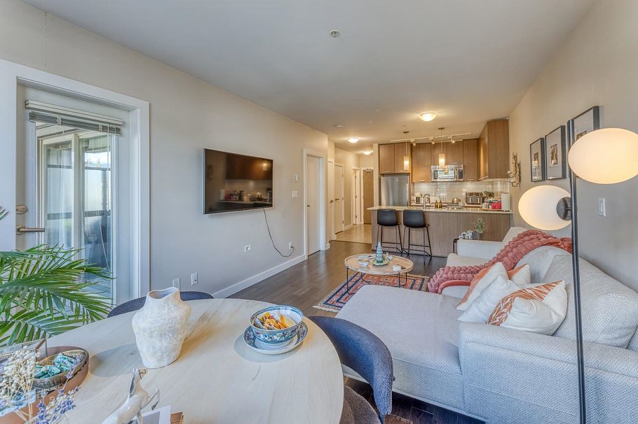 302 1182 W 16th Street North Vancouver, BC - 5