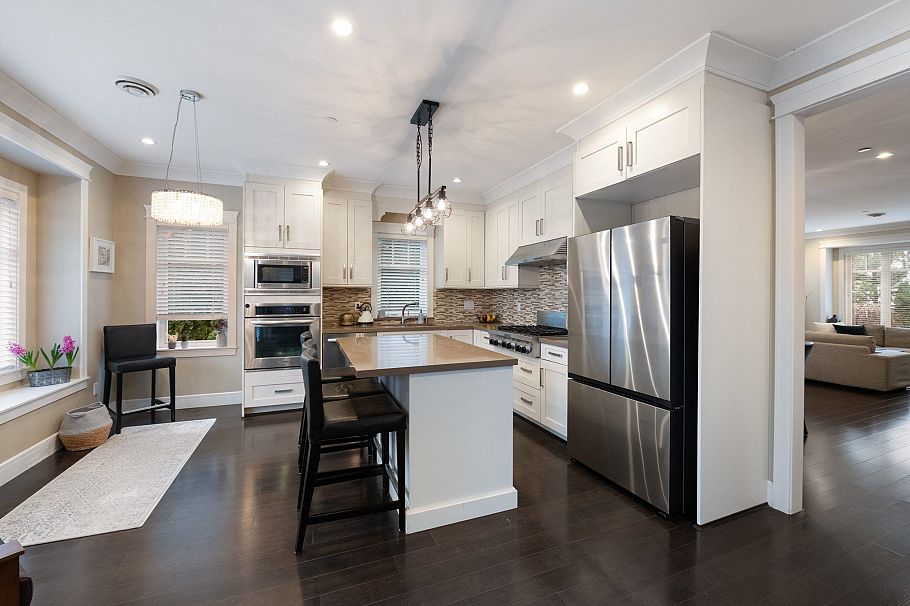 2798 W 19th Avenue Vancouver, BC - 12