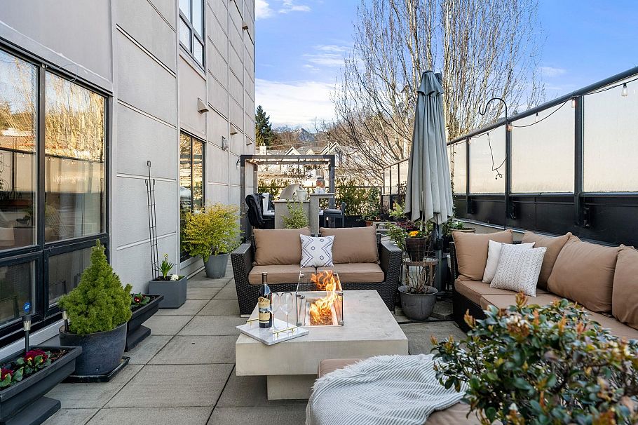 206 935 W 16th Street North Vancouver, BC - 15