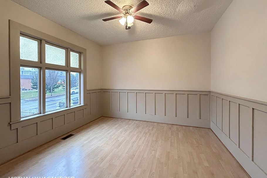 2354 E 33rd Avenue Vancouver, BC - 8