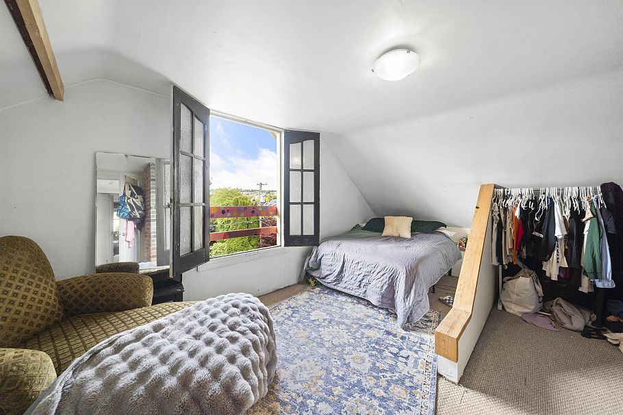 3550 W 1st Avenue Vancouver, BC - 20