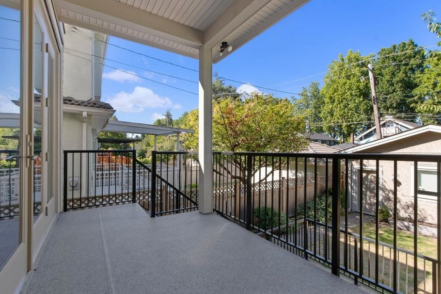 3443 W 11th Avenue Vancouver, BC - 10