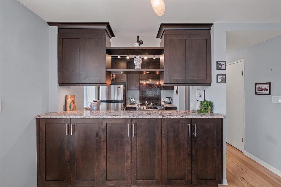 403 1436 Harwood Street Vancouver, BC - 4