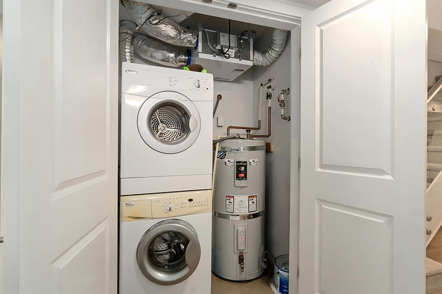 3623 Rae Avenue Vancouver, BC - 29