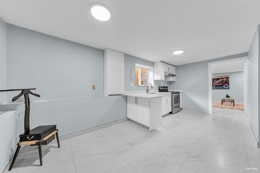 1362 E 60th Avenue Vancouver, BC - 23