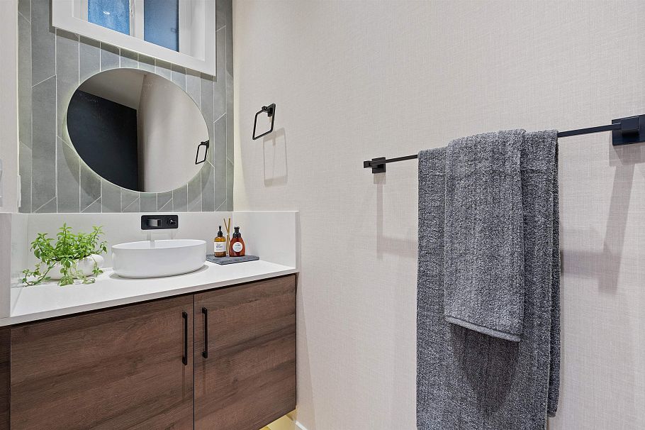 919 E 10th Avenue Vancouver, BC - 20