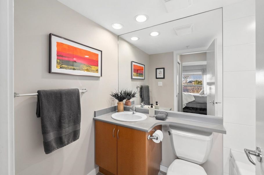 308 3161 W 4th Avenue Vancouver, BC - 23