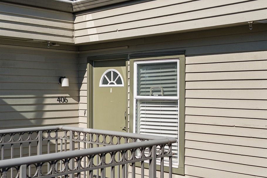 406 888 W 13th Avenue Vancouver, BC - 9