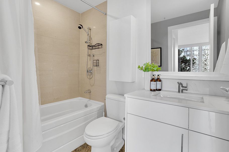 1455 Strathmore Mews Vancouver, BC - 20