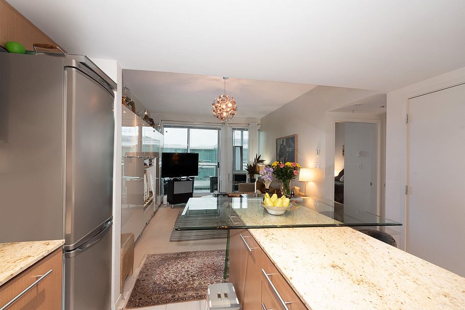 804 522 W 8th Avenue Vancouver, BC - 3